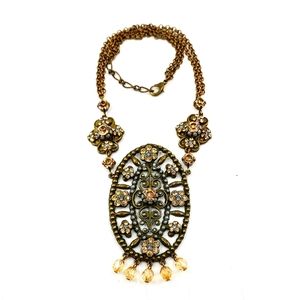 Zazou Oversized Pendant Necklace